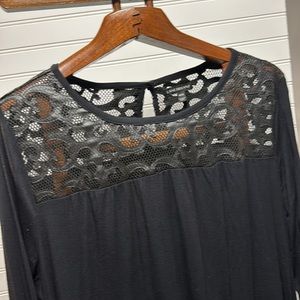 Lane Bryant Top with appliqué